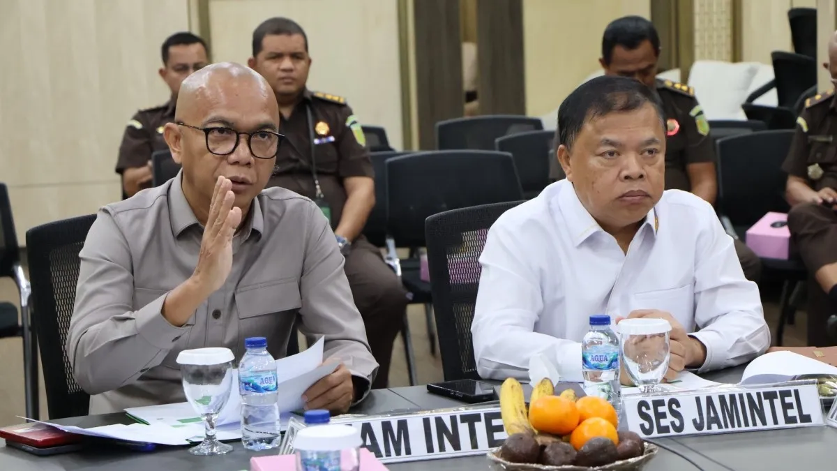 JAM Intelijen Kejaksaan RI menggelar sosialisasi Tindaklanjut Nota Kesepahaman Kerja Sama dalam Pengawasan Penyelenggaraan Perizinan di Daerah kepada Pemerintah Daerah dan Aparat Penegak Hukum pada Selasa, 6 Mei 2025