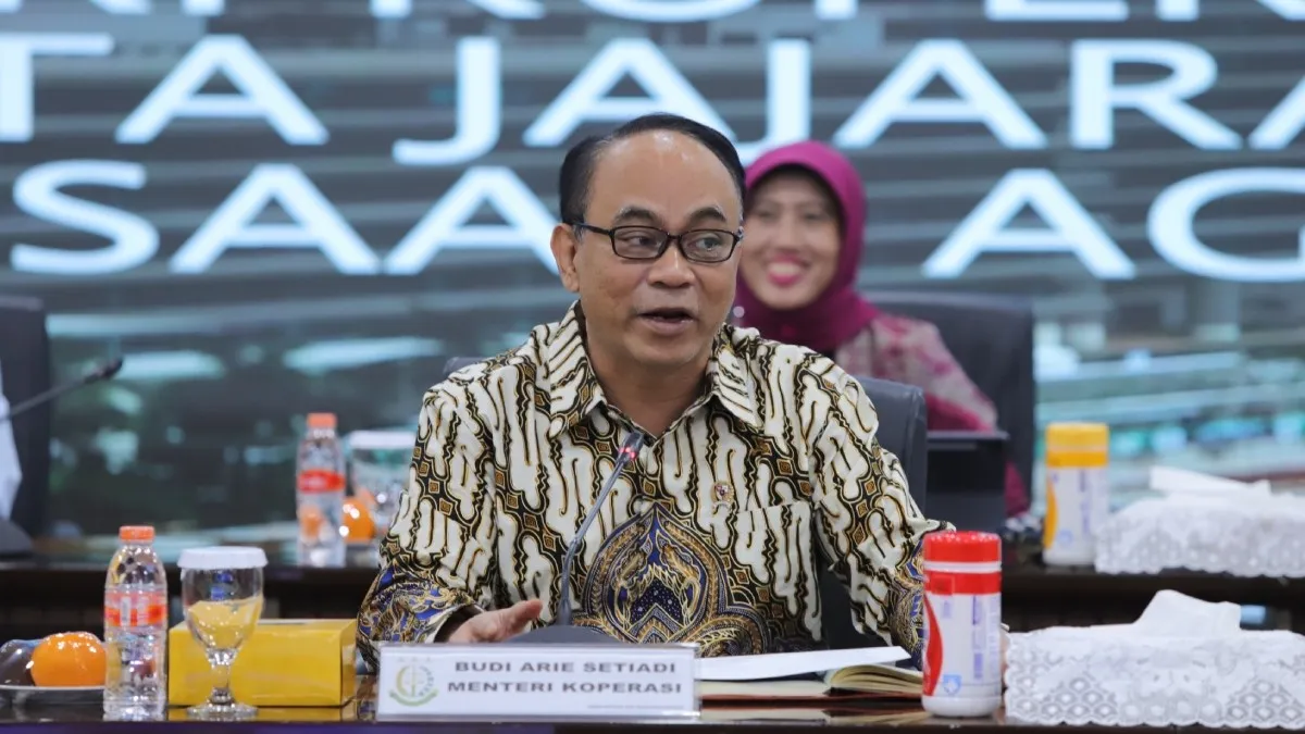 “Koperasi Desa Merah Putih ini memang bertujuan memutus rantai distribusi yang panjang dan menghilangkan rentenir yang meresahkan di desa sehingga masyarakat desa lebih maju dan makmur,”
