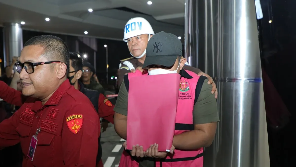 Kejagung menetapkan MAM, ketua cyber army sebagai tersangka kasus perintangan penanganan perkara pada Rabu, 7 Mei 2025