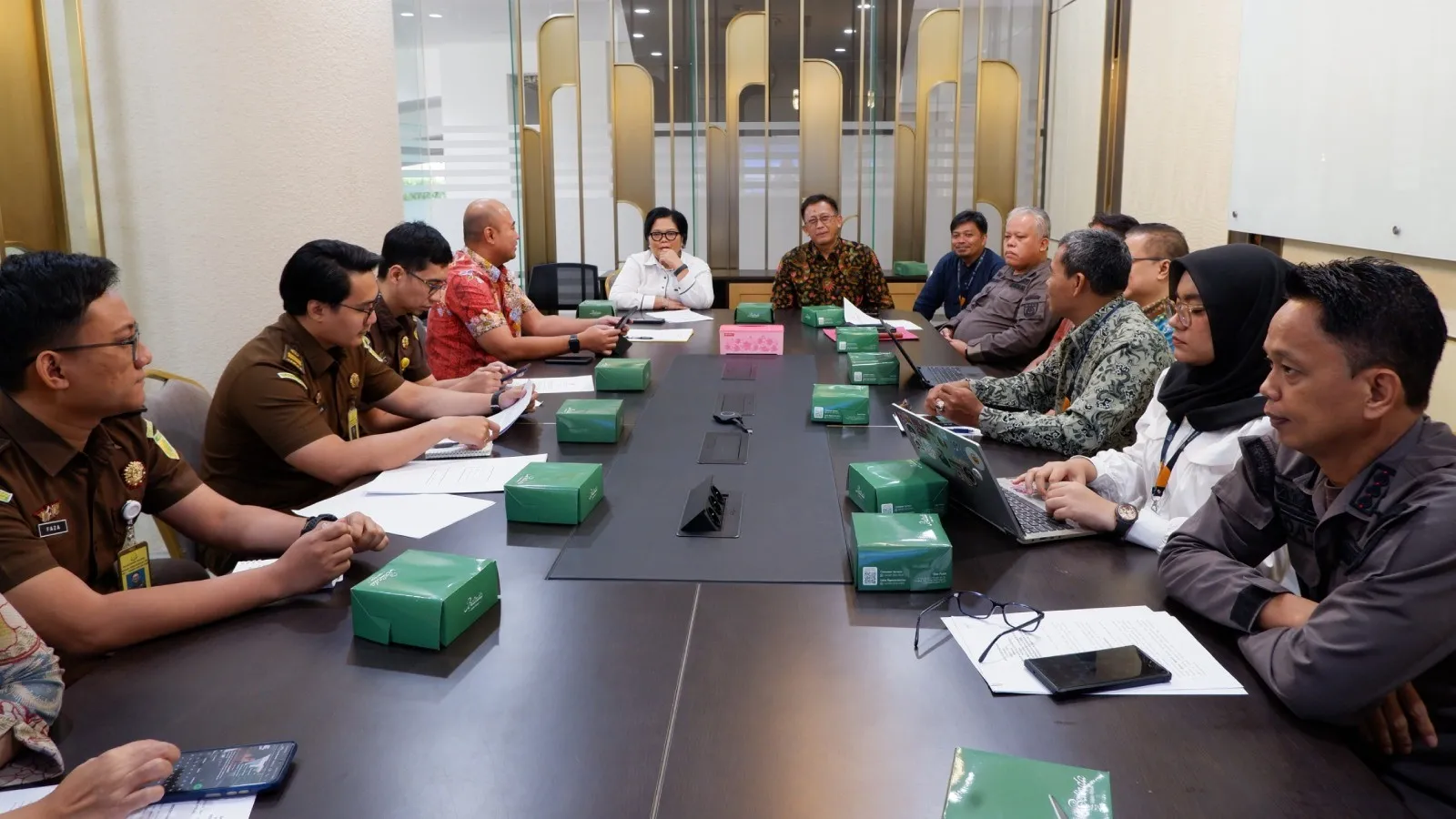 Jajaran Puspenkum dan Dewan Pers membahas finalisasi MoU Penguatan Tugas Fungsi Kedua Lembaga di Jakarta, Kamis, 8 Mei 2025