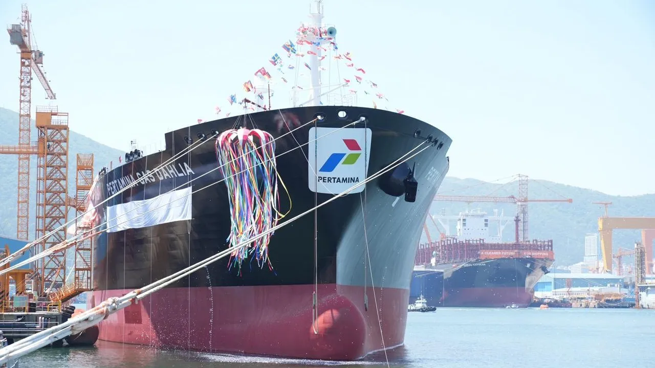 Kapan tanker yang dikelola PT Pertamina