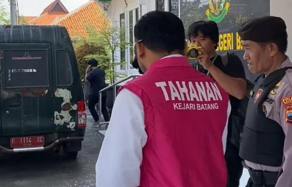 Tersangka HS