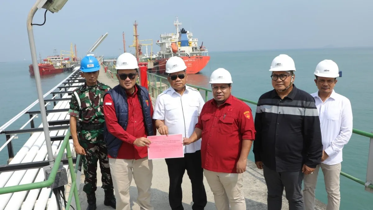 Tim Jaksa Penyidik JAM PIDSUS menyita aset milik PT Orbit Terminal Merak