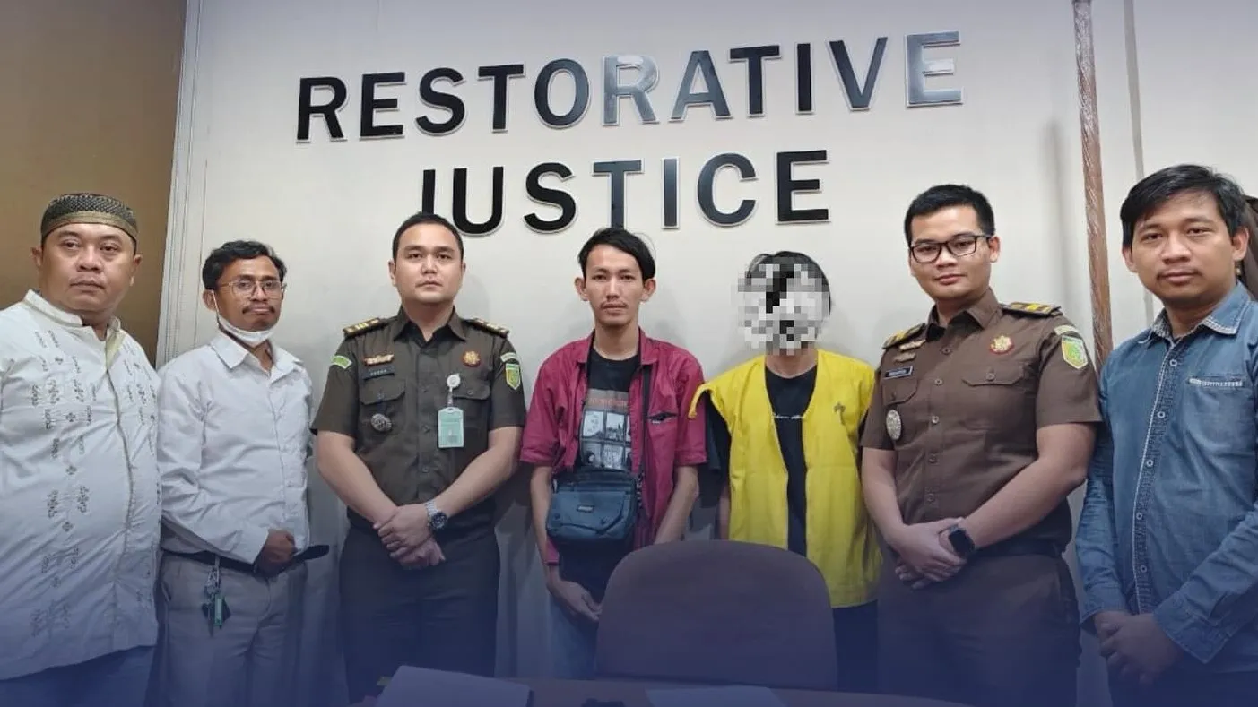 Tersangka R jalani sanksi sosial menjdi marbot masjid usai penghentian penuntutan perkara melalui restorative justice