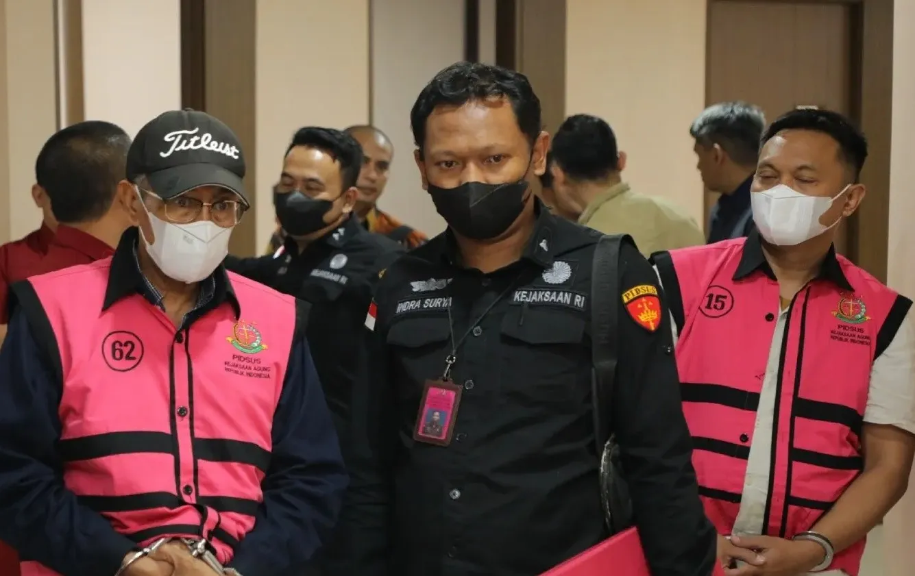 Dua tersangka dugaan korupsi pemberian kredit 3 BPD kepada PT Sritex