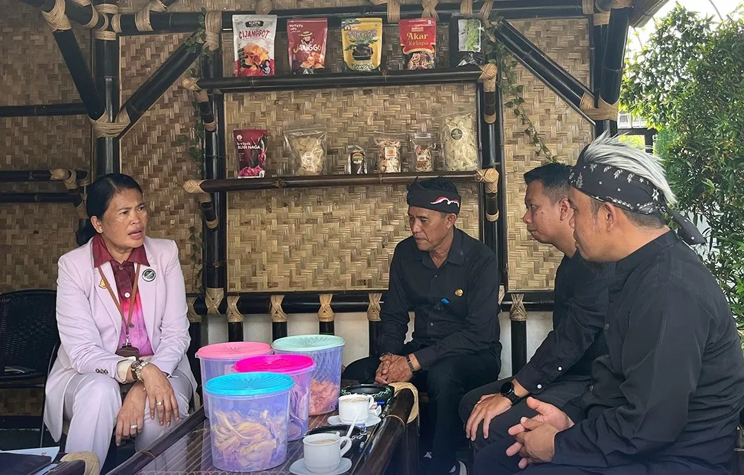 Ngaropi Sonten Jeung Kades