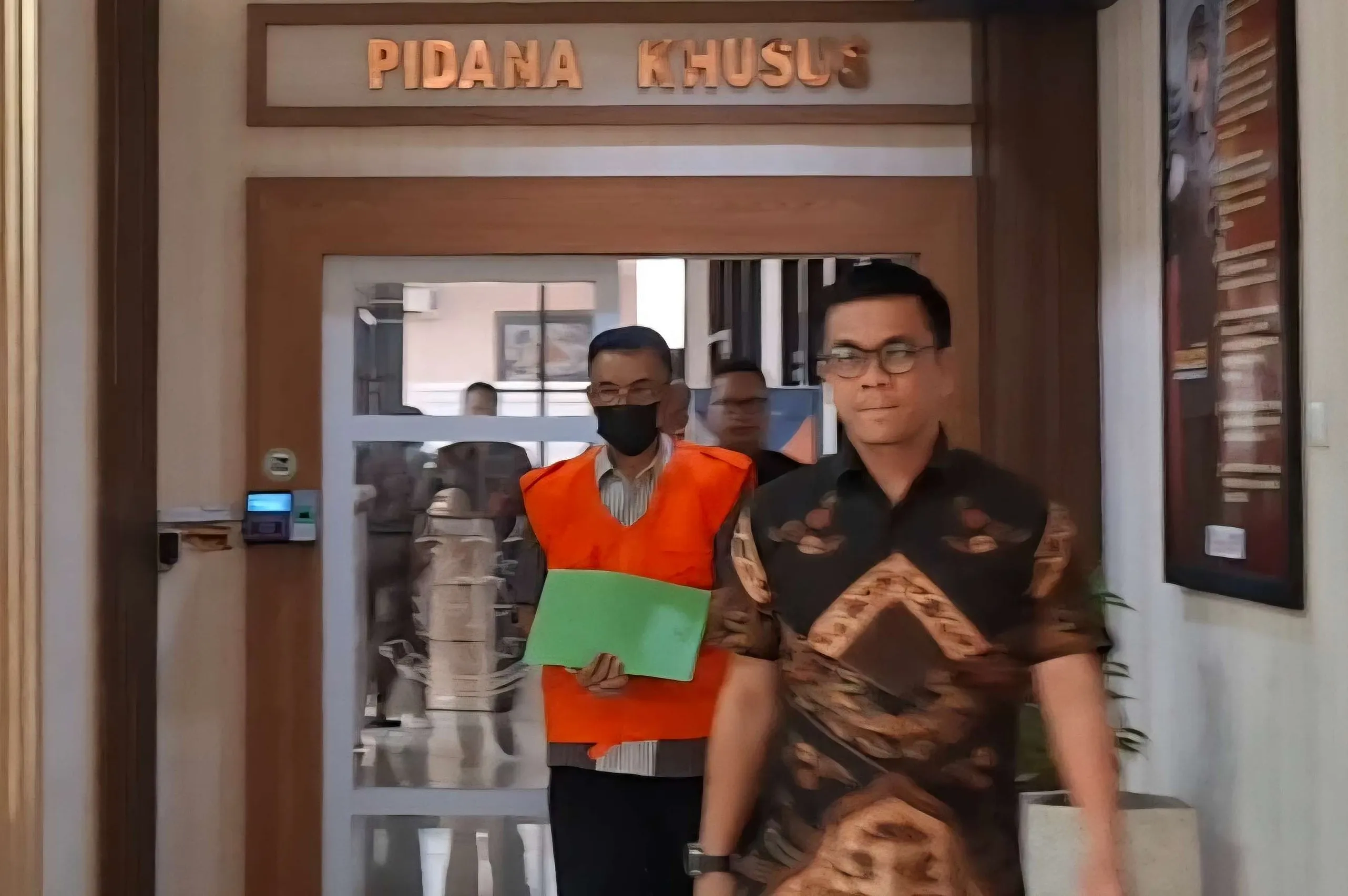 “Ada selisih yang sangat besar dalam pendapatan sewa. Itu yang kini didalami tim penyidik,”