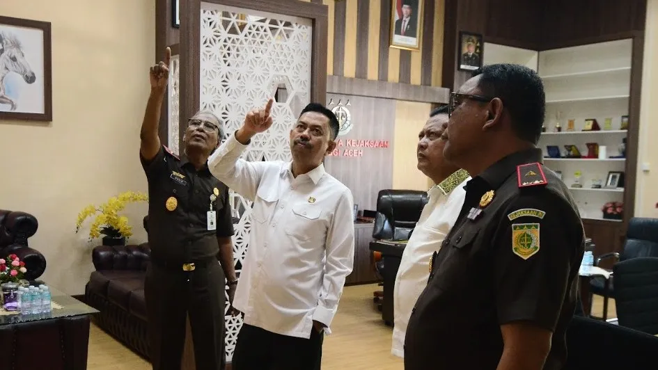 Plt Wakil Jaksa Agung, Prof Dr Asep N Mulyana melakukan kunjungan kerja ke Kejati Aceh dan Sumut pada 23-24 Juni  2025