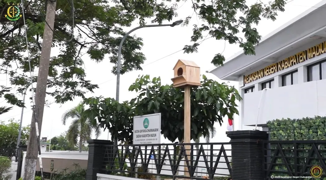 Cerita Sukses Inisiasi Kejari Kab Madiun Jaga Areal Sawah dengan Rumah Burung Hantu