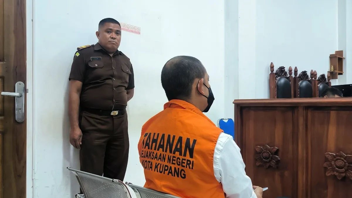 Kejaksaan Takkan Kompromi, JPU Jerat Eks Kapolres Ngada AKBP Fajar dan Perantara Fani dengan Pasal-Pasal Ini