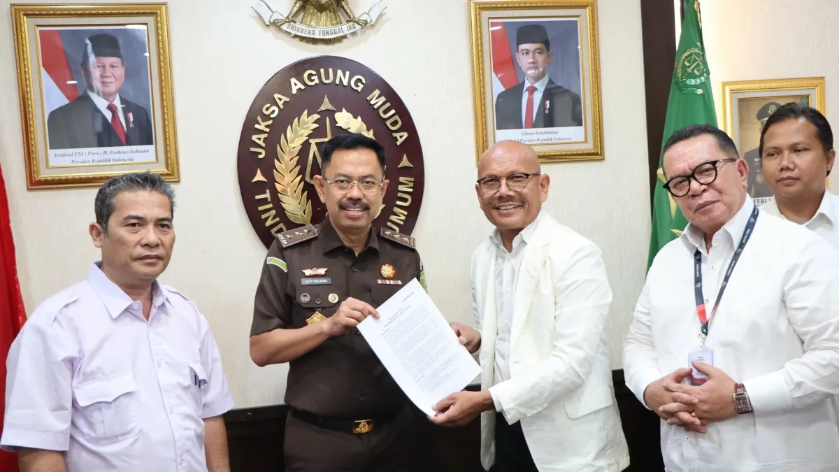 JAM-Pidum Asep N Mulyana menerima audiensi TUMPAS  di Ruang Rapat JAM PIDUM, Kejagung, Kamis, 5 Juni 2025.