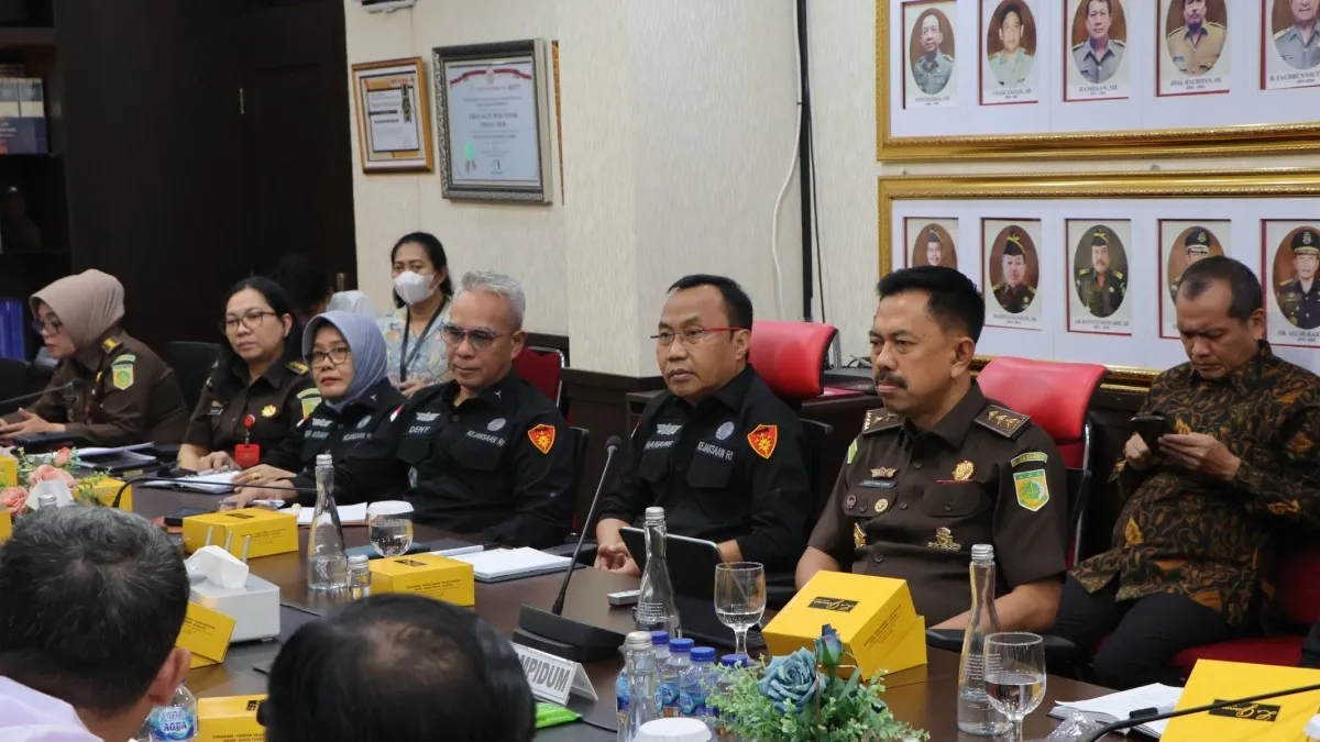 Terima Audiensi Tim Tumpas, JAM-Pidum Tegaskan Komitmen Bersama Perangi Premanisme Berkedok Ormas