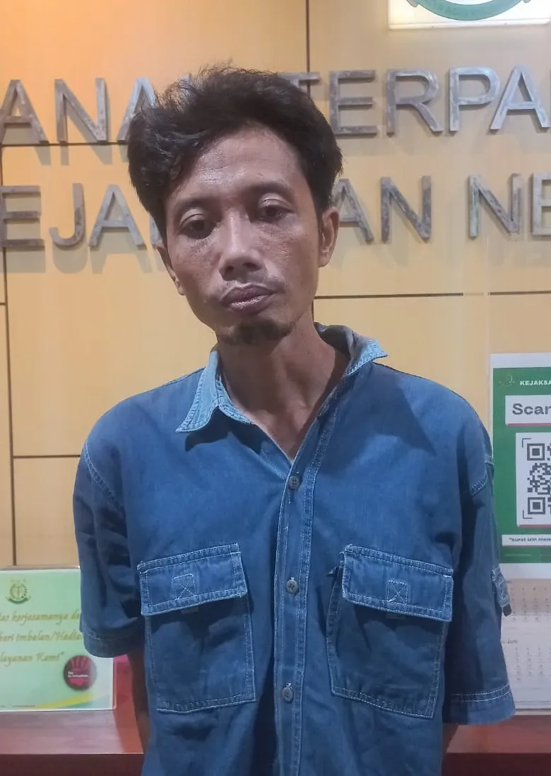 Tim SIRI Kejaksaan Tangkap Buron DPO Asal Kejati NTB di Jateng