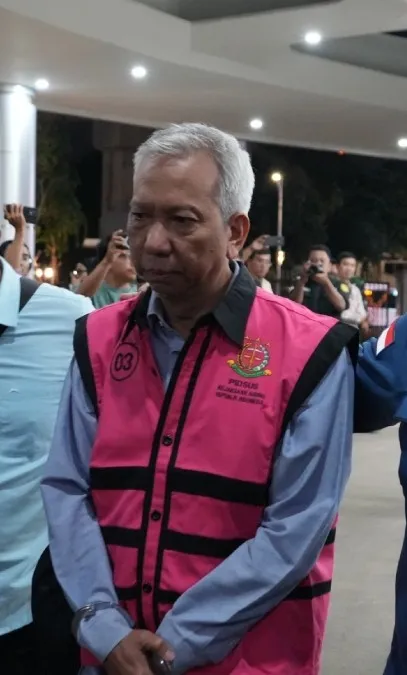 Salah satu tersangka dalam perkara dugaan dugaan korupsi minyak mentah PT Pertamina