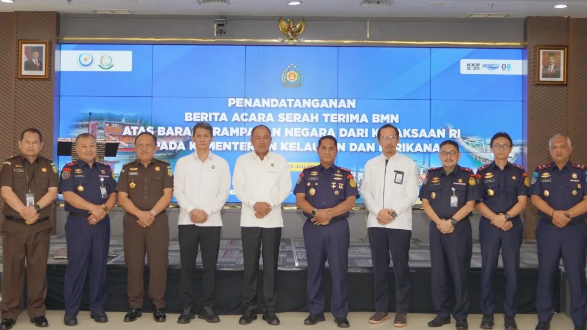 BPA Kejaksaan RI Serahkan 5 Kapal Hasil Rampasan Kejari dan Cabjari untuk Dimanfaatkan Kementerian Kelautan dan Perikanan