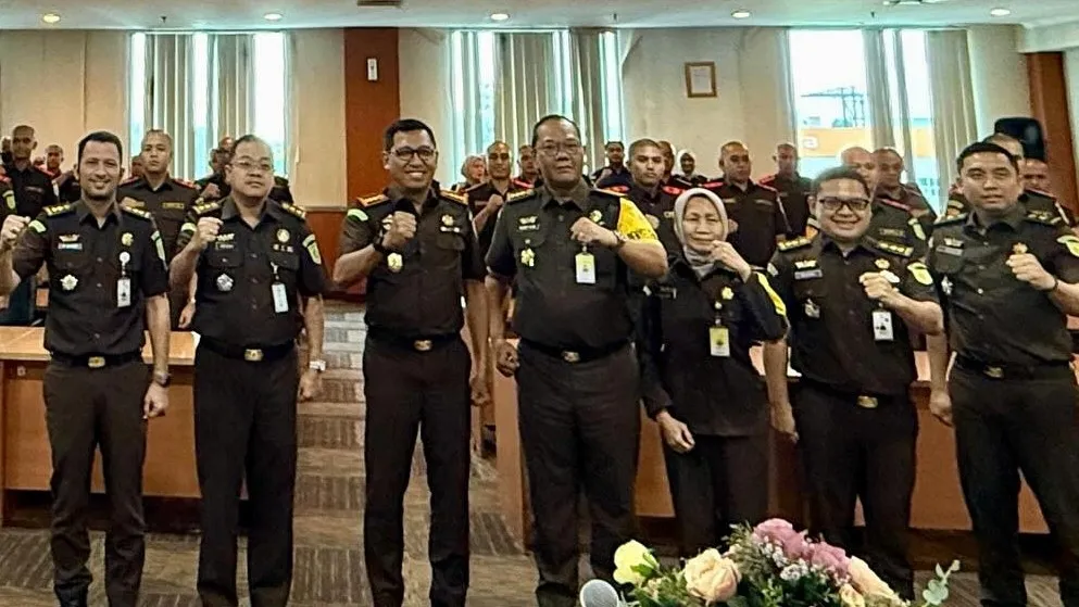 Jajaran Kejari Jakarta Selatan saat menerima siswa PPPJ Angkatan ke-18 Gelombang I-2025 sebagai peserta PKL