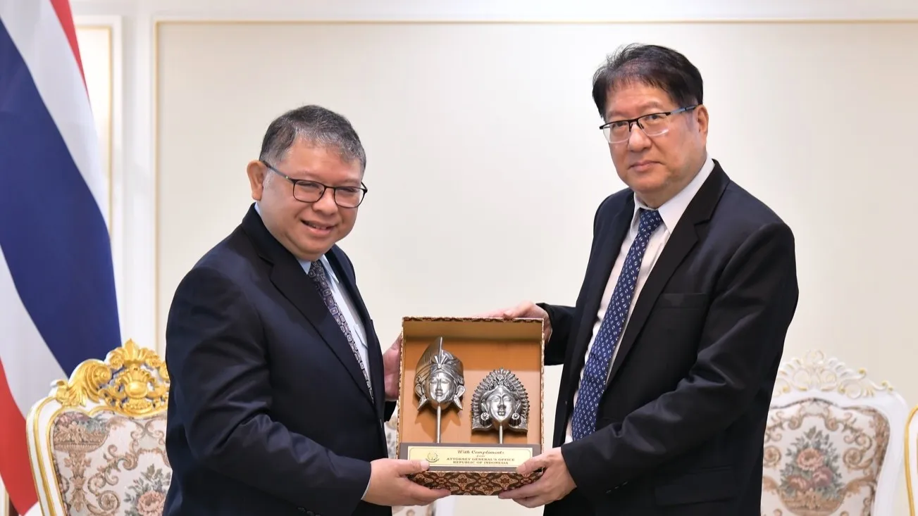 Plt JAM Pembinaan R Narendra Jatna menggelar pertemuan dengan Jaksa Agung Kerajaan Thailand pada Senin, 21 Juli 2025