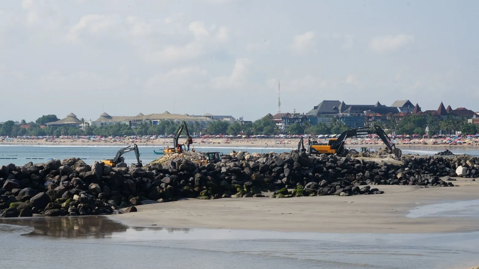 JAM INTELIJEN Kejaksaan RI Lakukan Pengamanan Proyek Beach Conservation Project Bali Senilai Rp785 Miliar