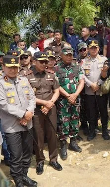 Kajati Riau Terima Penyerahan Sukarela 311 Hektare Lahan Sawit