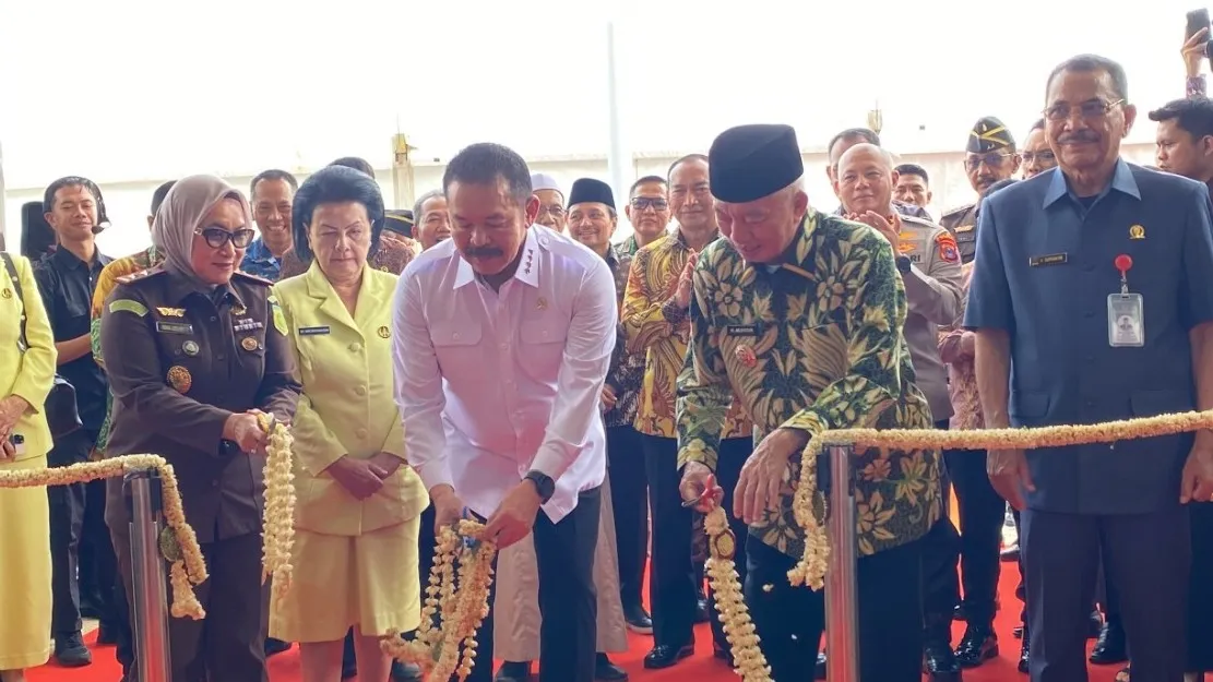 Jaksa Agung ST Burhanuddin Resmikan Gedung Kantor Kejati Kalsel:  