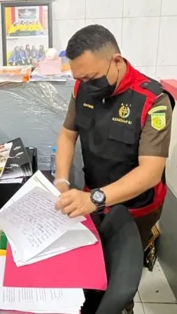 Penyidik Kejati Riau Geledah Kantor dan Rumah Direksi PT SPRH Terkait Perkara Dugaan Korupsi Dana PI 10%