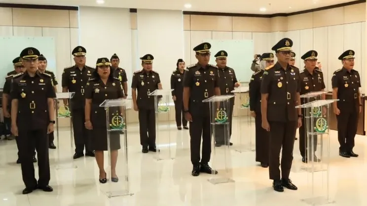 Kajati DK Jakarta Lantik 3 Kajari Baru dan 5 Pejabat di Lingkungan Kejati