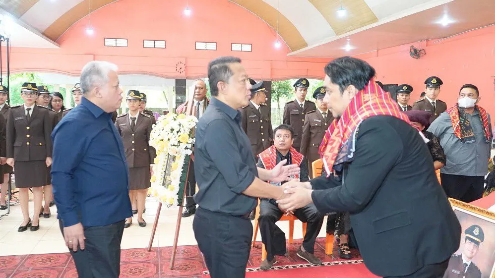 Hadir Upacara Penyerahan Jenazah Jaksa Muda Reynanda Ginting, JAM-Pidsus: Pengorbanan Almarhum Jadi Contoh dan Semangat Penegakan Hukum