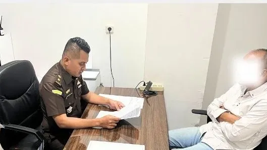 Kejari Balikpapan menetapkan mantan sekretaris KPU Kota Balikpapan sebagai tersangka korupsi