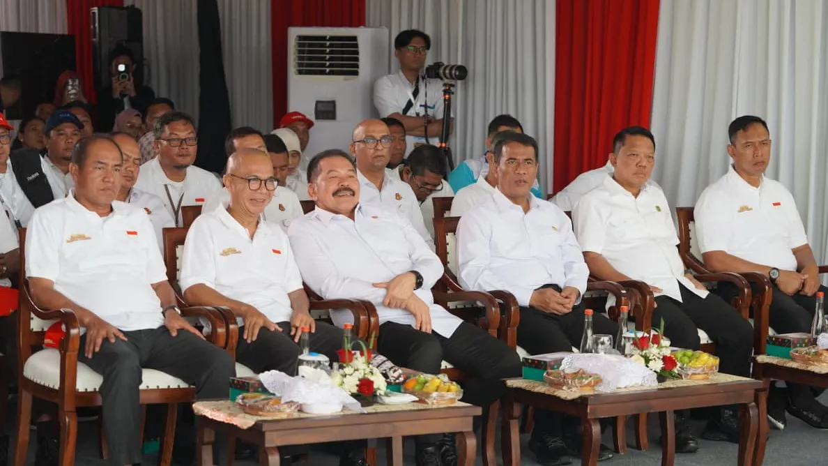 Jaksa Agung ST Burhanuddin meresmikan program Jaksa Mandiri Pangan di Desa Srimahi, Kabupaten Bekasi, Selasa, 19 Agustus 2025