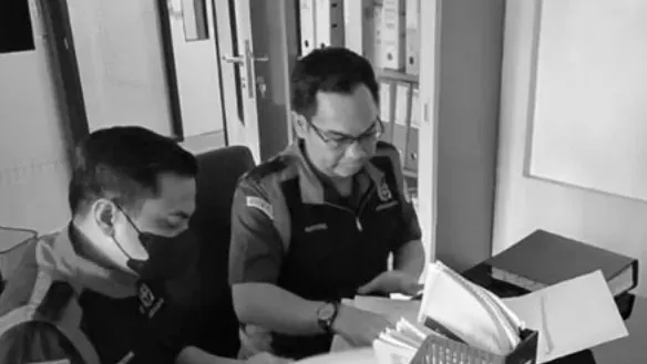 Penyidik Kejati Jatim menggeledah 4 lokasi terkait penanganan perkara dugaan korupsi pengelolaan pelabuhan