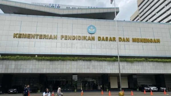 Para Pejabat Ditjen PAUD Dikdasmen jadi Saksi