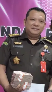 Penyidik Kejati Jateng Sita Uang Rp6,5 Miliar dalam Perkara Dugaan Korupsi BUMD PT Cilacap Segara Arta
