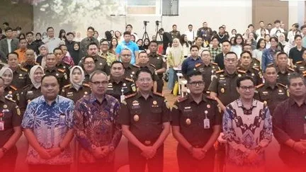 Kajati Jatim Dr. Kuntadi, S.H., M.H. saat memberikan Keynote Speech