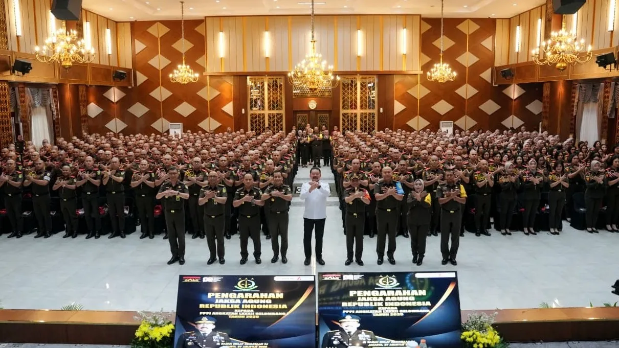 Jaksa Agung ST Burhanuddin memberikan pengarahan kepada peserta PPPJ Angkatan ke-82 Gelombang I tahun 2025 di Kantor Badiklat, Jakarta, Rabu, 27 Agustus 2025