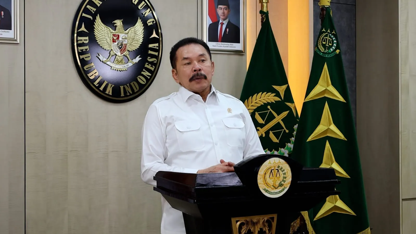 Jaksa Agung Beri 2 Arahan Penting dalam Penutupan Rapat Evaluasi Capaian Semester I-2025 Kejaksaan RI