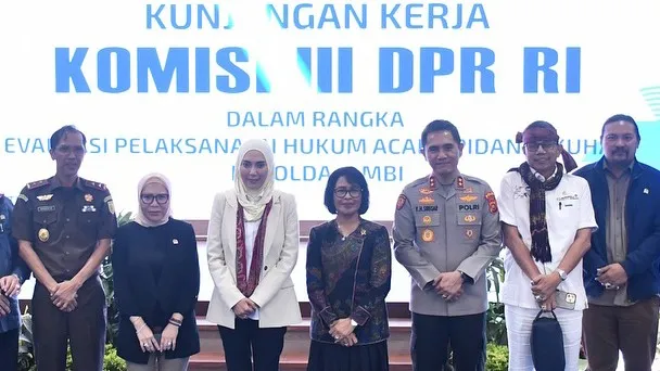 Hadir Rapat Kunker Komisi III DPR, Ini Usulan Kejati Jambil dan Sulsel Terhadap Penyusunan RUU KUHAP