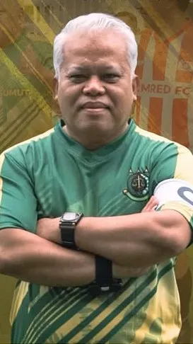 Kejati Sumut menggelar pertandingan sepakbola persahabatan melawan tim media