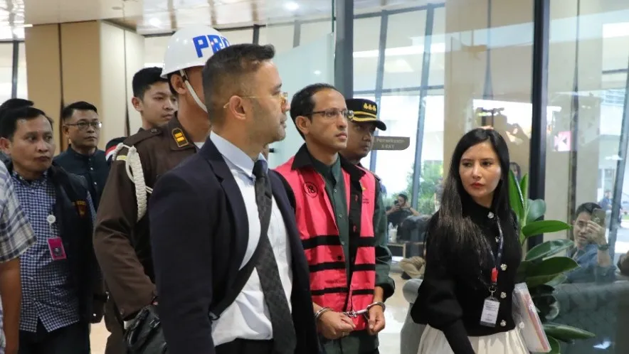 Nadiem Makarim saat menjalani proses penahanan oleh Kejaksaan