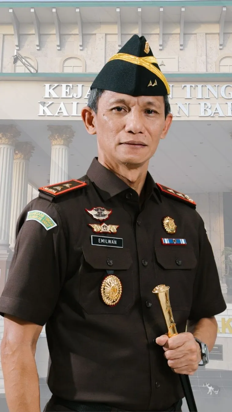 Kajati Kalbar Dr Emilwan Ridwan