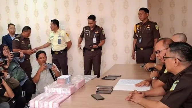 Kejati NTB Terima Pengembalian Kerugian Keuangan Negara Rp 6,77 Miliar dari Perkara Dugaan Korupsi Pembangunan Sarpras Olahraga di Samota