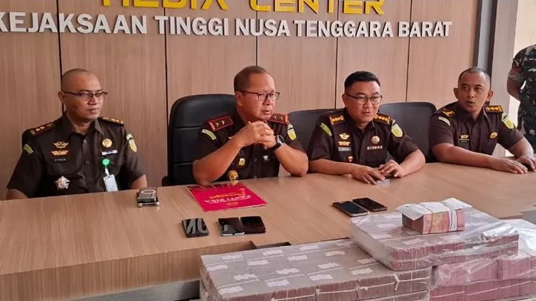 Kejati NTB Terima Pengembalian Kerugian Keuangan Negara Rp 6,77 Miliar dari Perkara Dugaan Korupsi Pembangunan Sarpras Olahraga di Samota