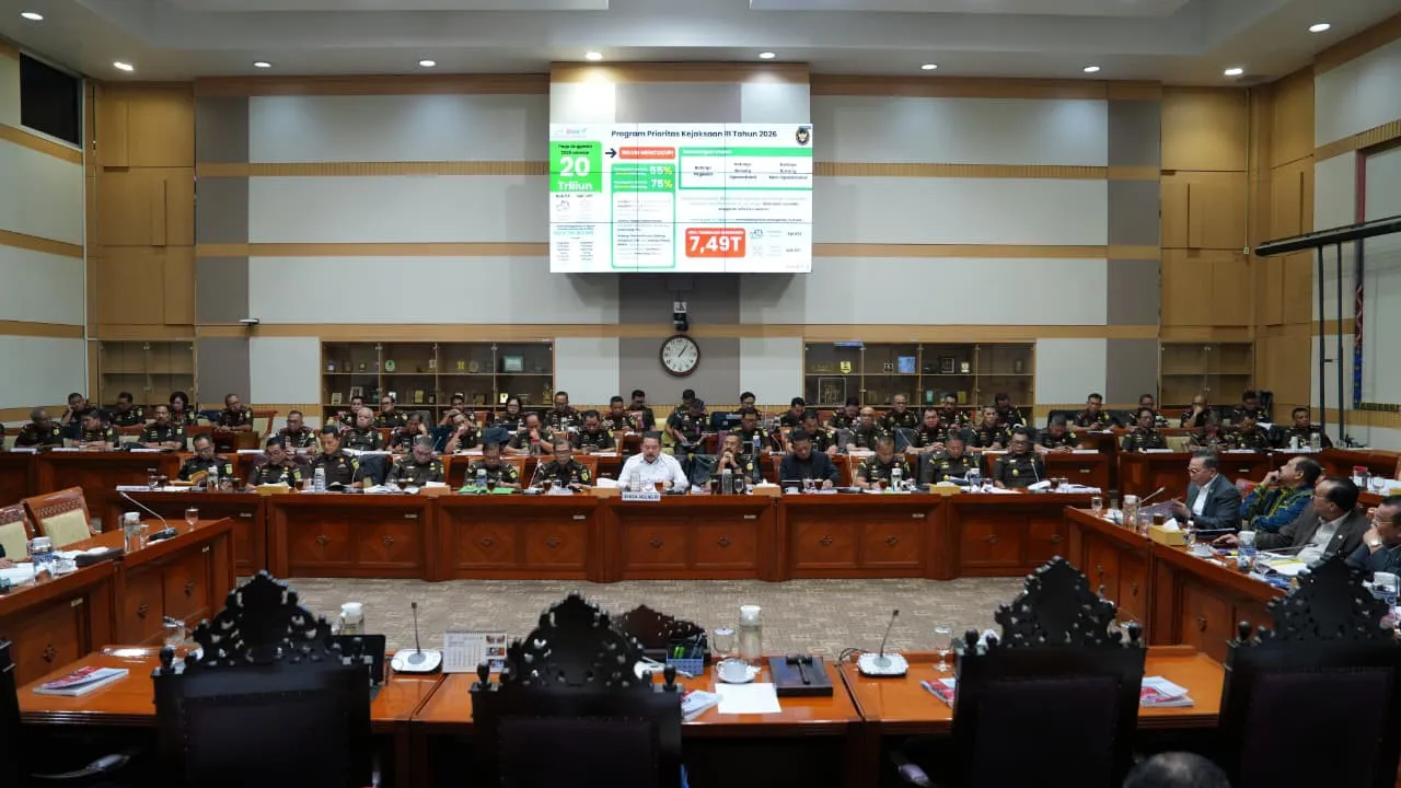 Jaksa Agung RI, ST Burhanuddin memaparkan capaian kinerja 2025 dan rencana kerja Kejaksaan RI tahun 2026 dalam Raker Komisi III DPR RI