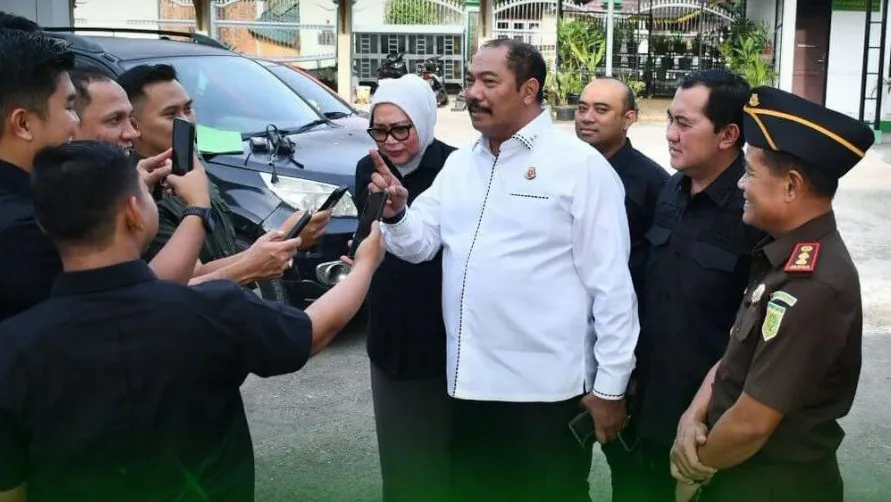 Kejari Muaro Jambi Terapkan Restorative Justice, Perkara Guru Honorer dan Orang Tua Murid di SDN 21 Pamatang Raman Berakhir Damai