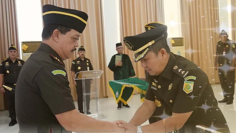 Kajati Kepri J. Devy Sudarso melantik Asisten Pemulihan Aset Siswanto AS, S.H., M.H.