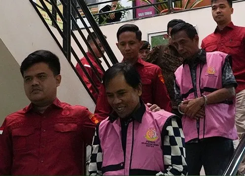 Peran Para Tersangka