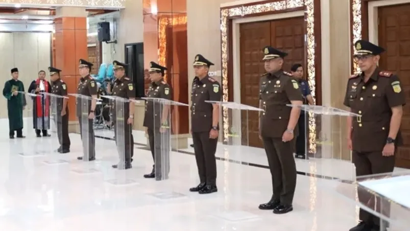 Lantik 7 Kajari Baru, Kajati Jatim tekankan Integritas dan Tanggung Jawa Kinerja