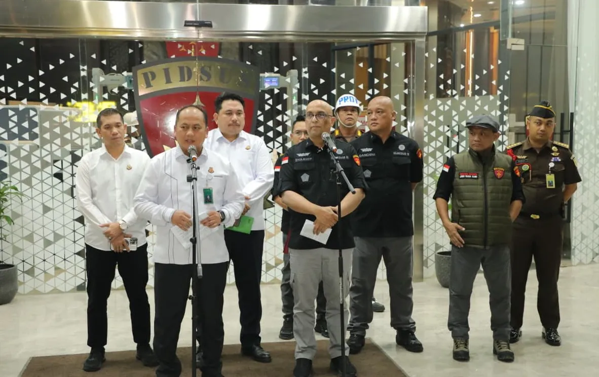 Kejagung Tetapkan 11 Tersangka Perkara Ekspor CPO dan Produk Turunan POME, Kerugian Keuangan Negara Ditaksir Capai Rp14 Triliun