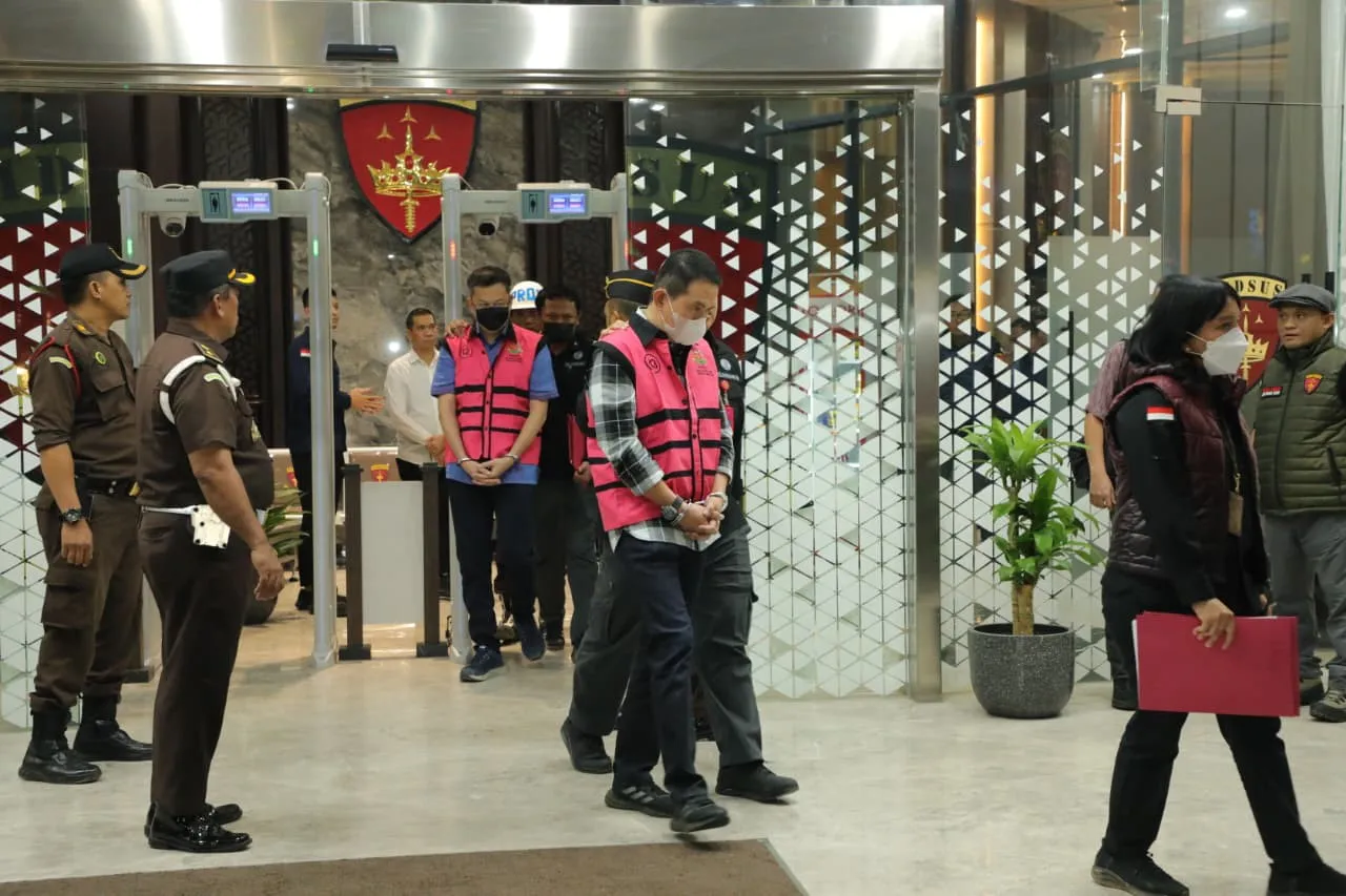 Kejagung Tetapkan 11 Tersangka Perkara Ekspor CPO dan Produk Turunan POME, Kerugian Keuangan Negara Ditaksir Capai Rp14 Triliun