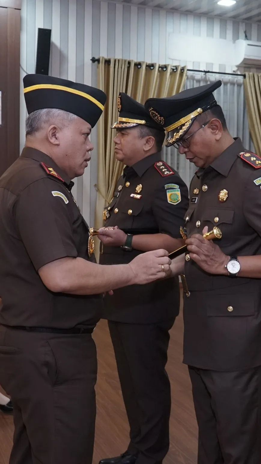 Lantik Kajari Deli Serdang dan Padang Lawas, Kajati Sumut Tekankan Soliditas, Penegakan Hukum Humanis dan Berkeadilan, Serta Pemberantasan Korupsi