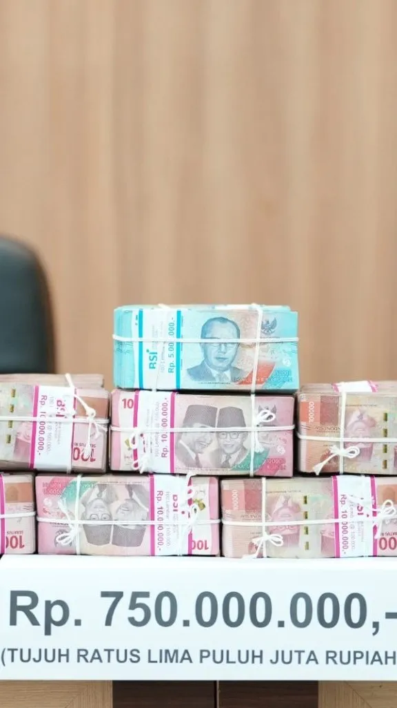 Kejati Sumsel Terima Pengembalian Kerugian Keuangan Negara Rp750 Juta dalam Perkara Korupsi Pasar Cinde